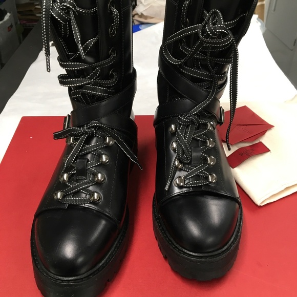 Valentino Combat Moto  Boots Black Silver Studs sz 37/7 US Excellent  w/box - Picture 5 of 16